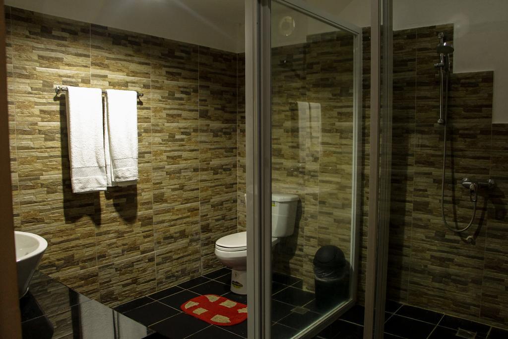 Sulu Sea Boutique Hotel Balabag  Экстерьер фото