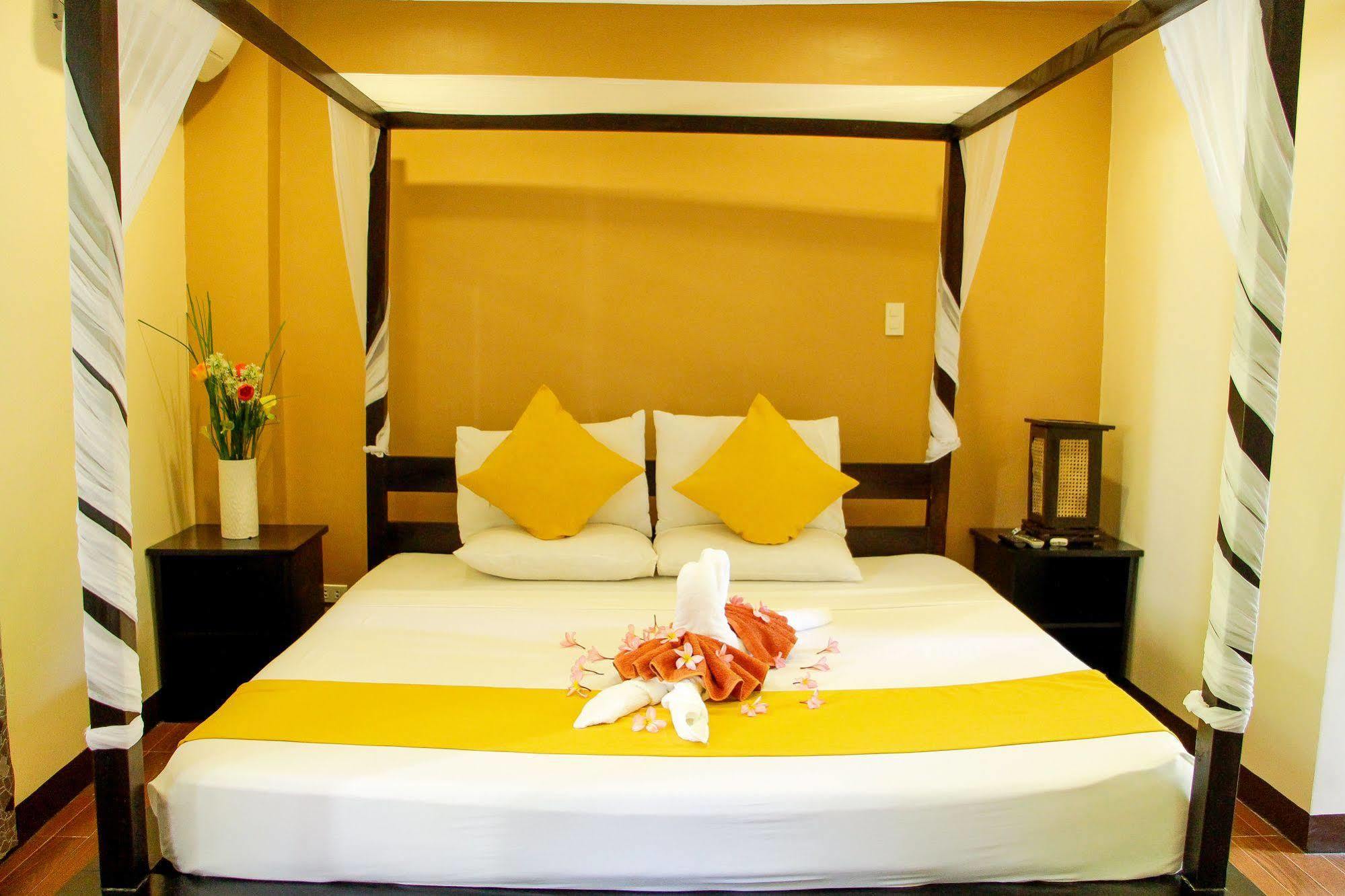 Sulu Sea Boutique Hotel Balabag  Экстерьер фото