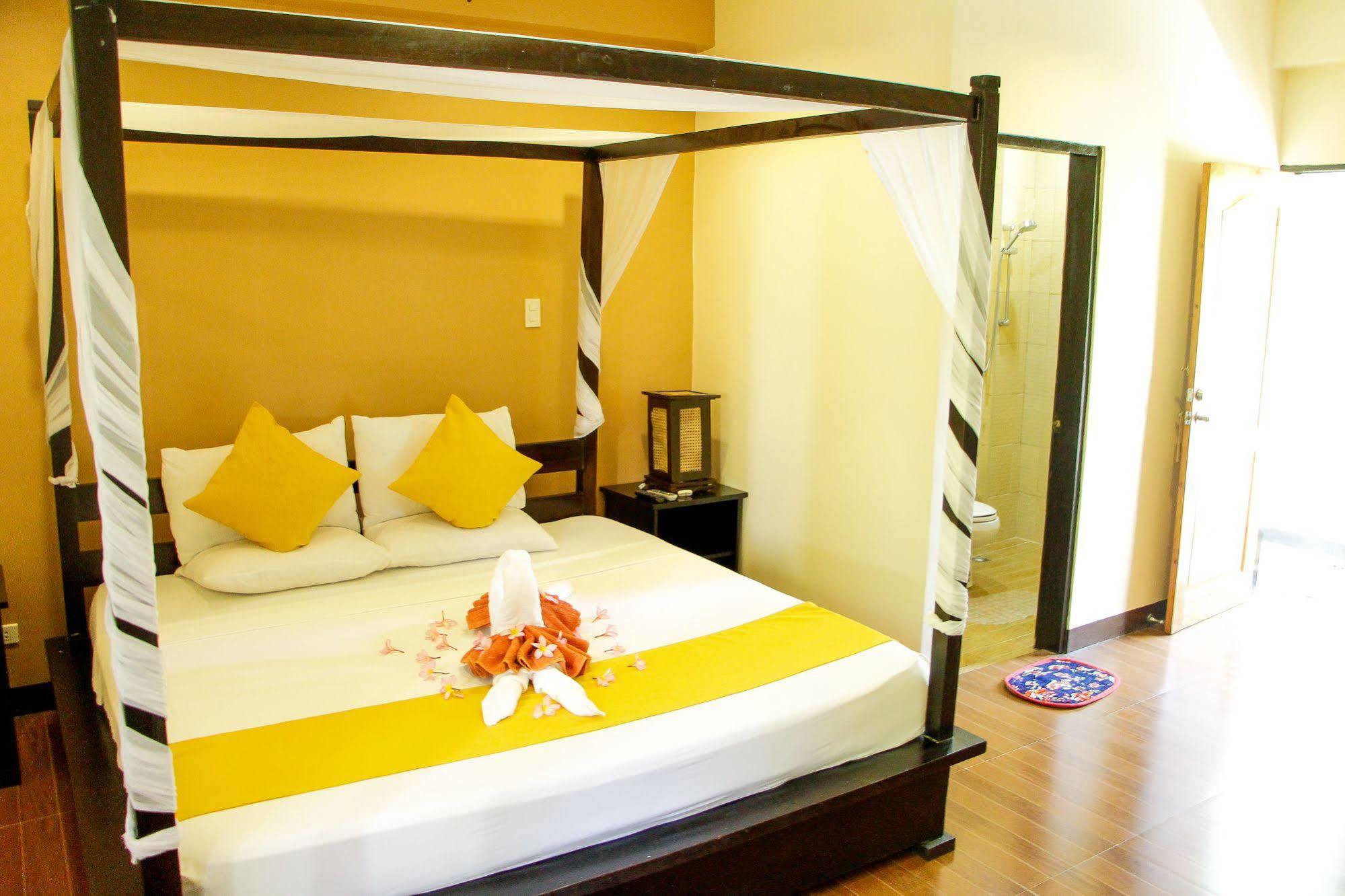 Sulu Sea Boutique Hotel Balabag  Экстерьер фото